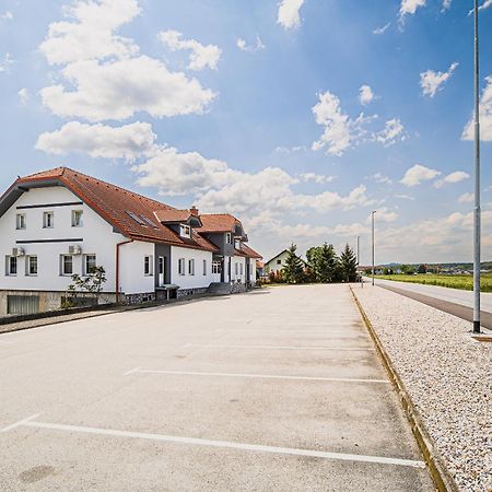 Apartment Rimljancek Leskovec pri Krskem Extérieur photo